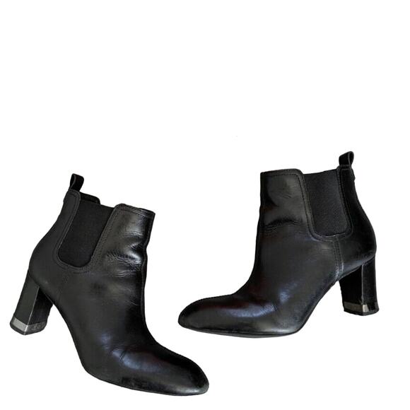 Tory Burch Chelsea Boots April Ankle Booties Heels Black Leather Womens Size 7.5 - Picture 4 of 9